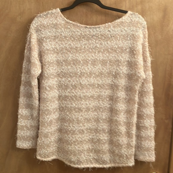 H&M peach and white stripe mohair style knit sweater woman’s size XS - Picture 6 of 6